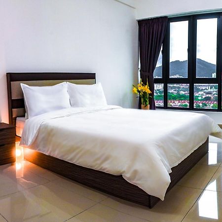 Lazy Traveler'S Suite By D Imperio Homestay George Town Exterior foto